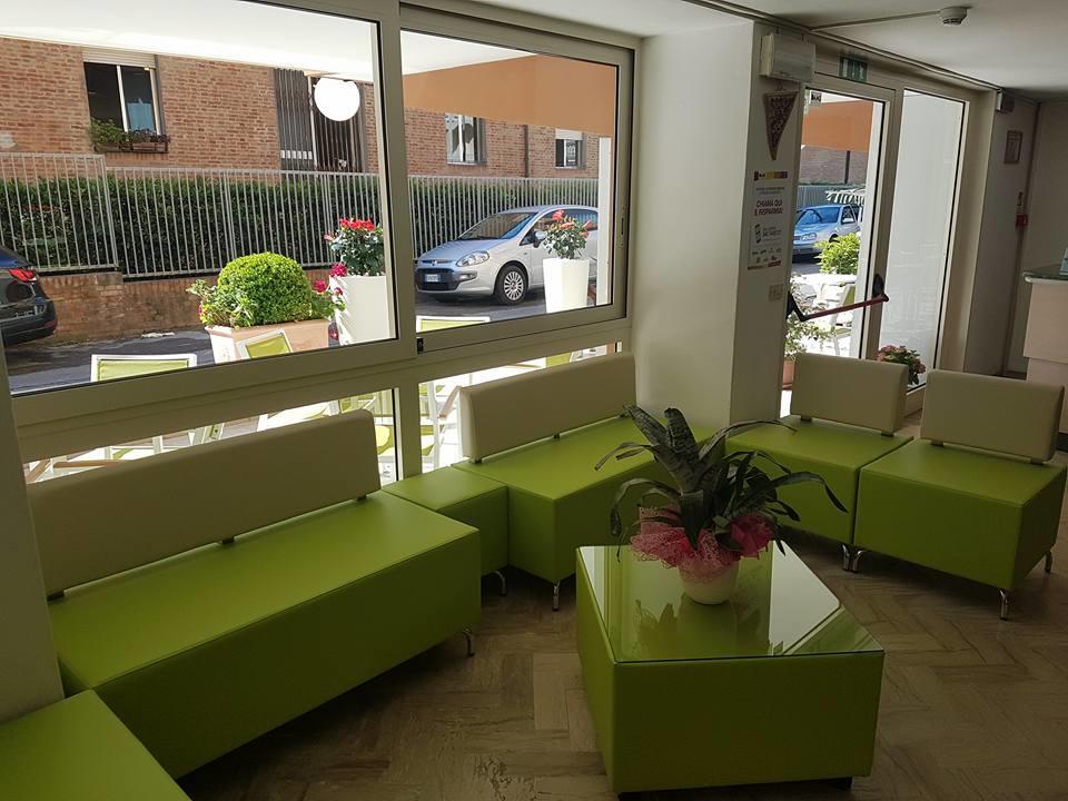 Hotel Tre Assi Римини Экстерьер фото